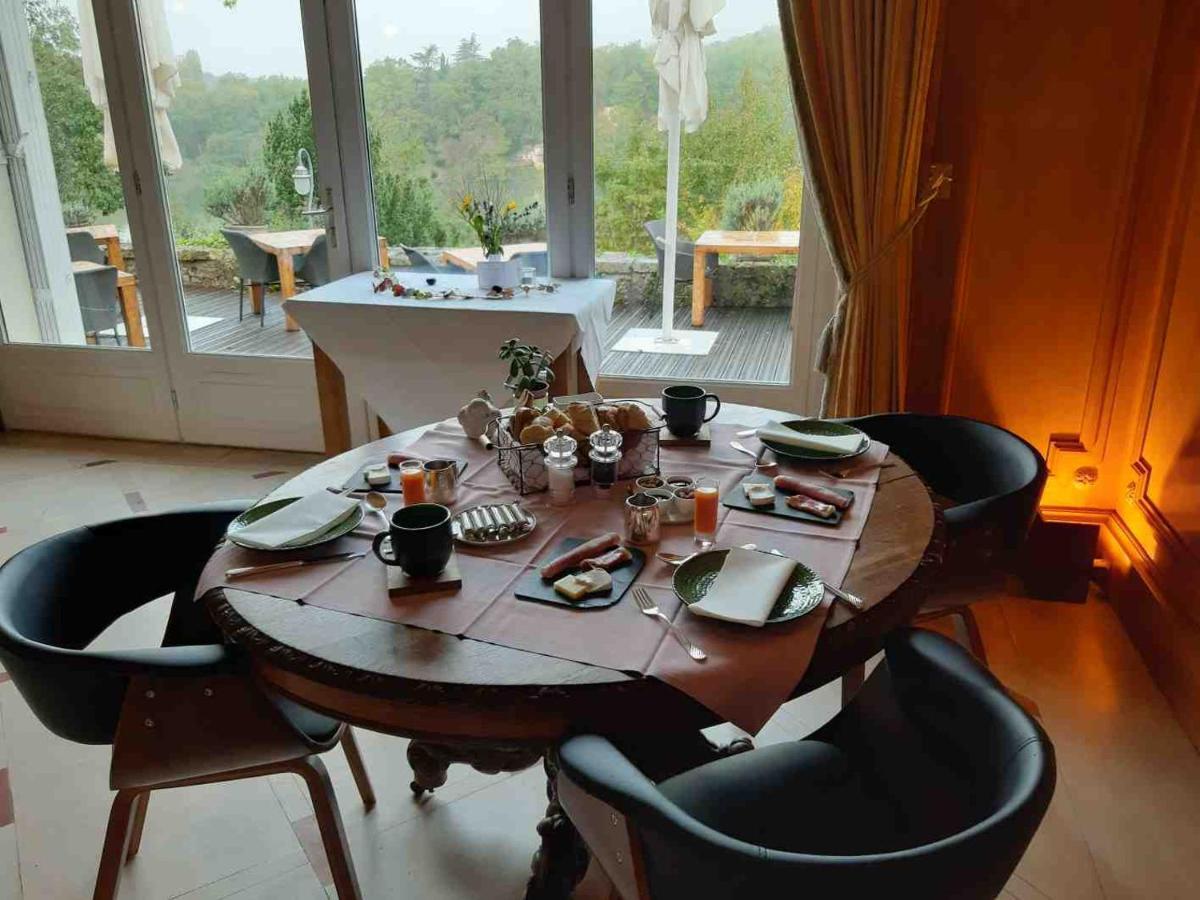 Logis Hotels Domaine Du Chatelard 狄拉克 外观 照片