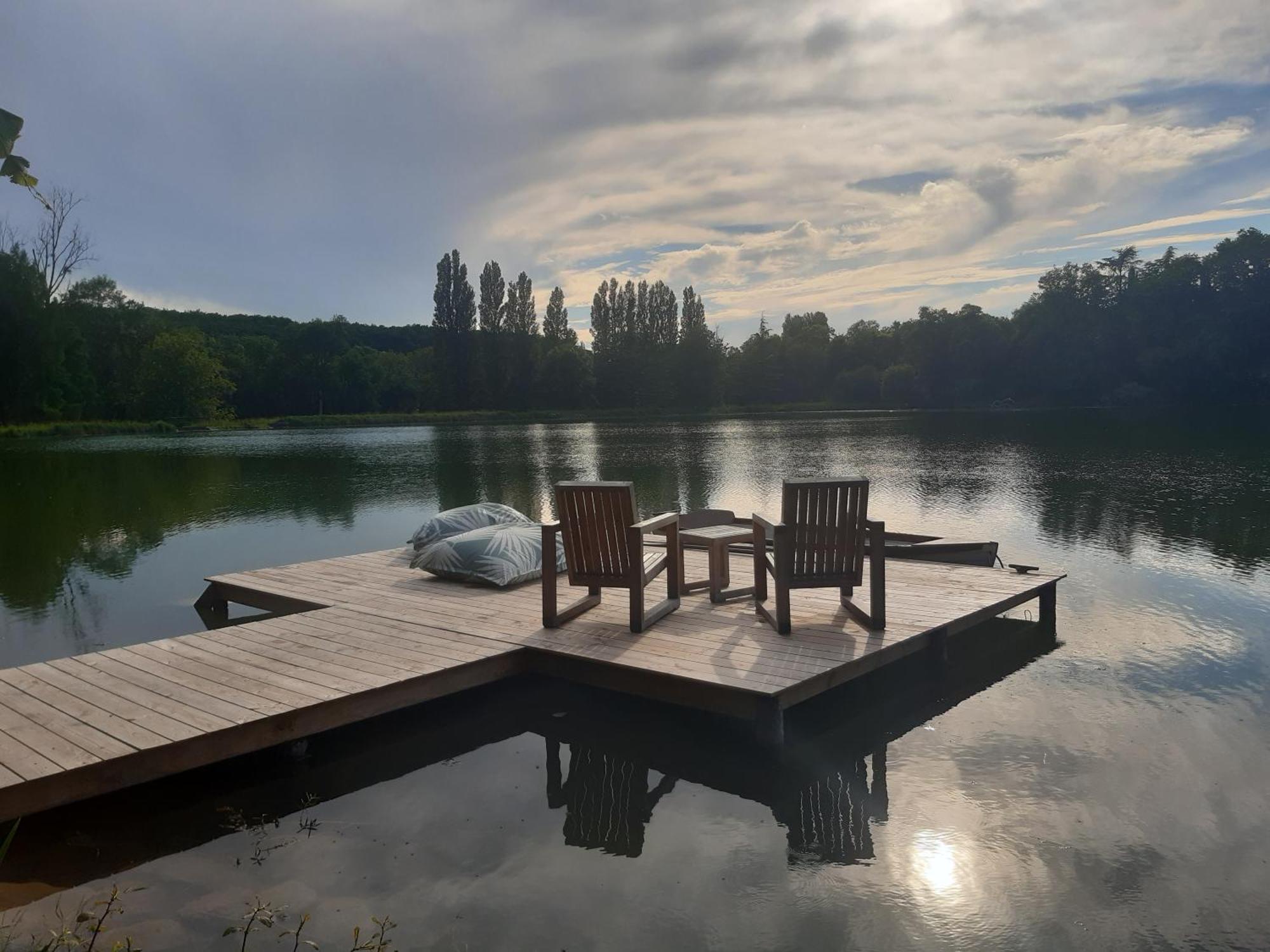 Logis Hotels Domaine Du Chatelard 狄拉克 外观 照片
