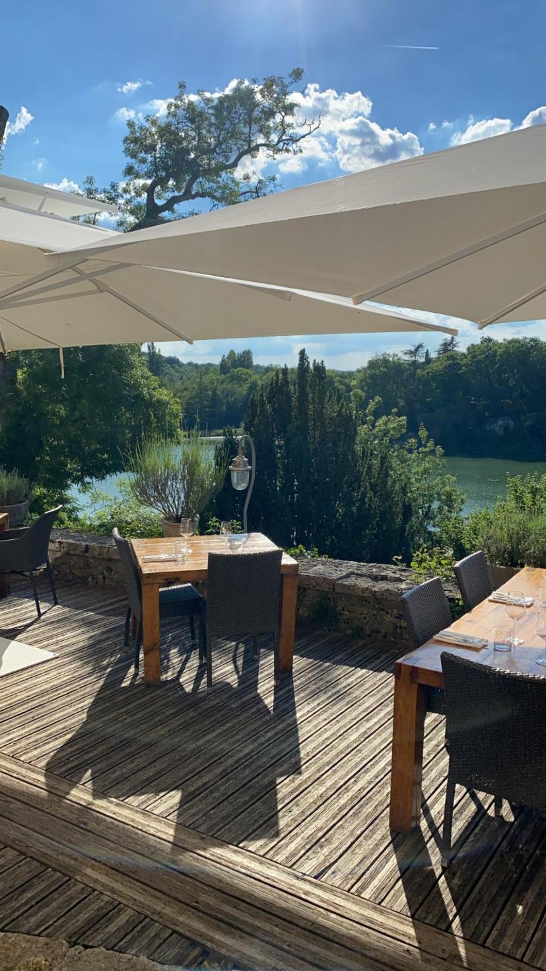 Logis Hotels Domaine Du Chatelard 狄拉克 外观 照片