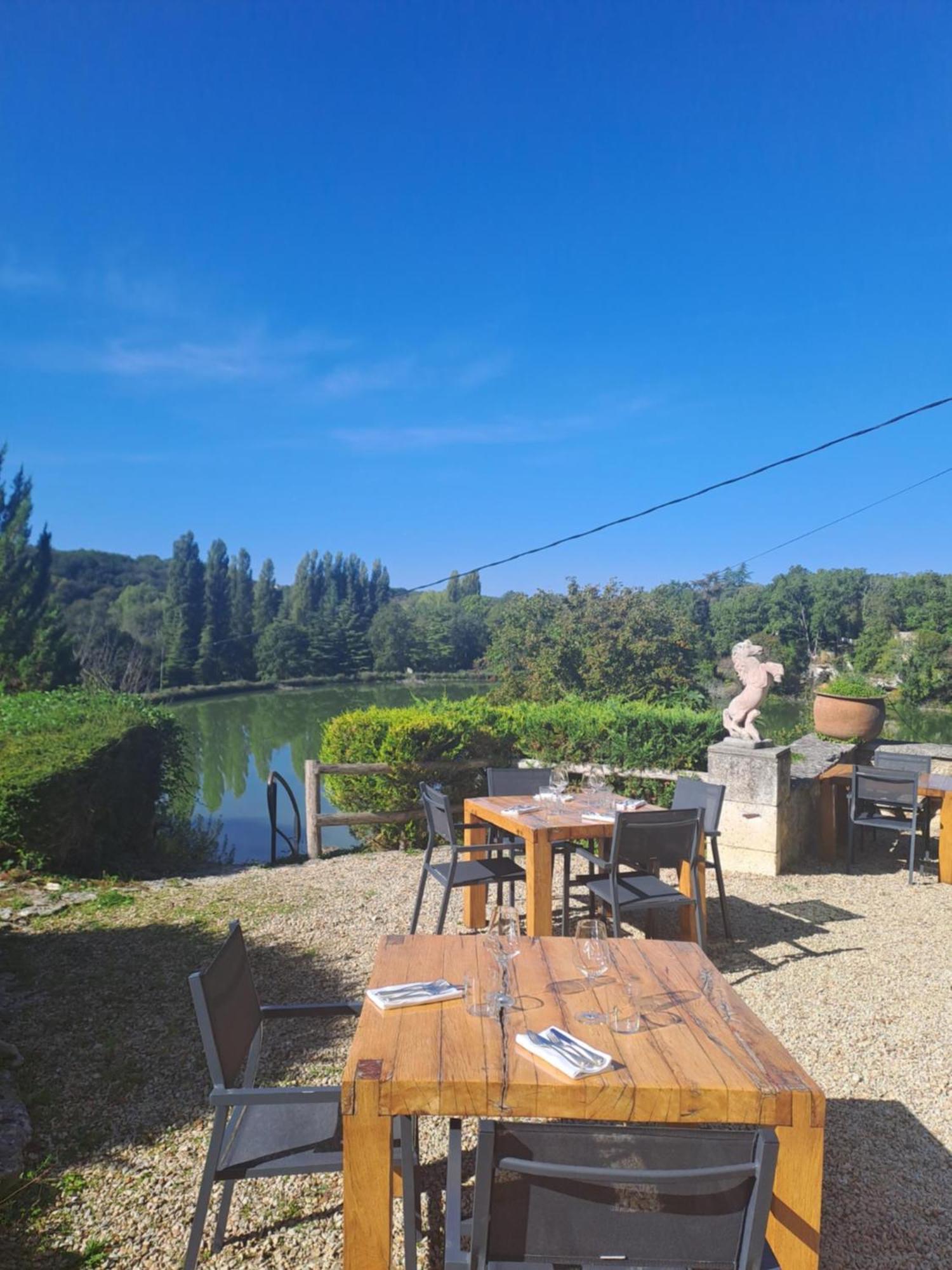 Logis Hotels Domaine Du Chatelard 狄拉克 外观 照片