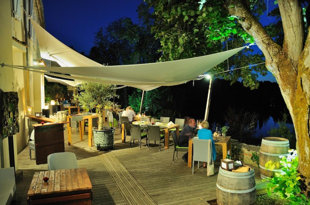 Logis Hotels Domaine Du Chatelard 狄拉克 外观 照片