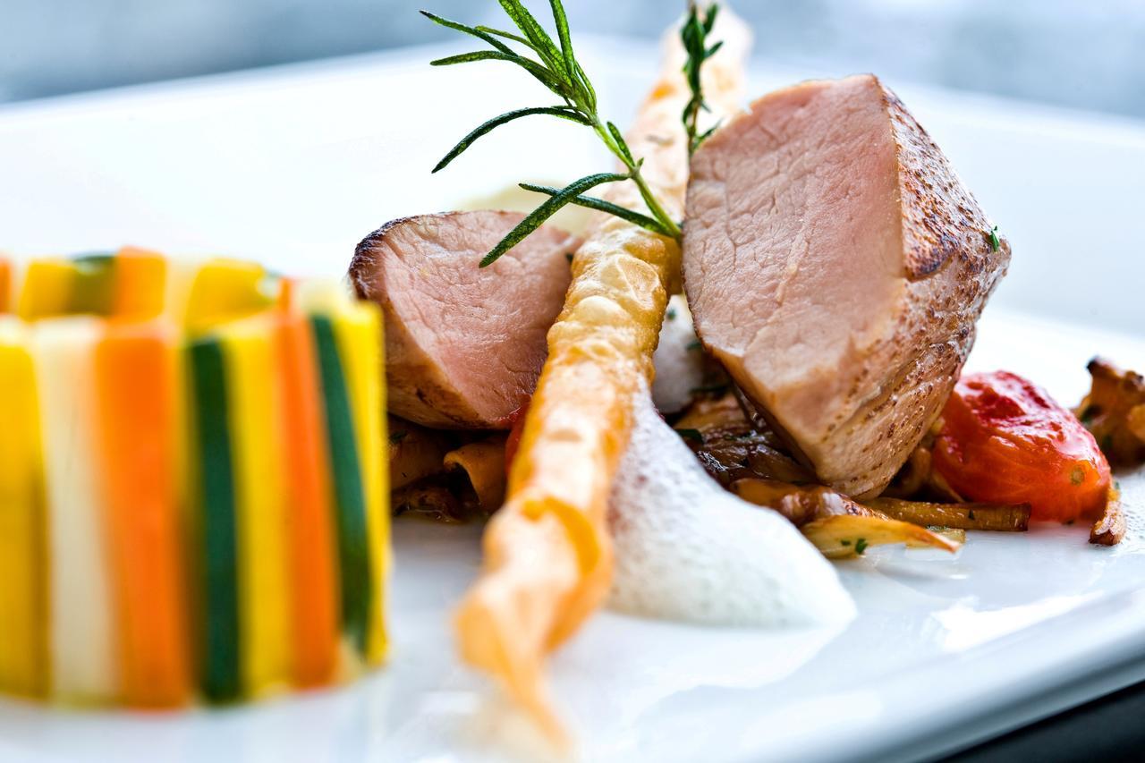 Logis Hotels Domaine Du Chatelard 狄拉克 外观 照片