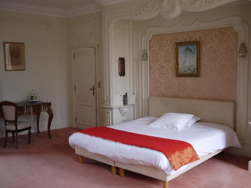 Logis Hotels Domaine Du Chatelard 狄拉克 外观 照片